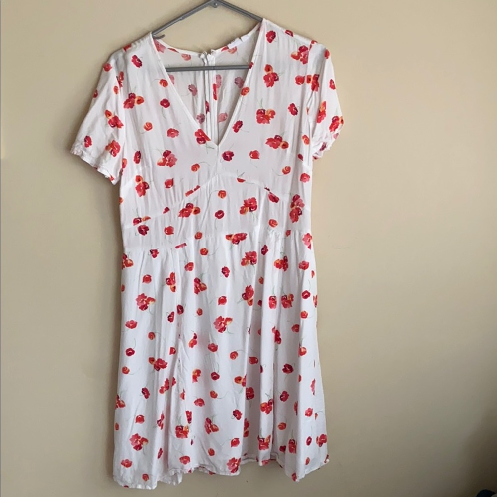 Short sleeve flower dress